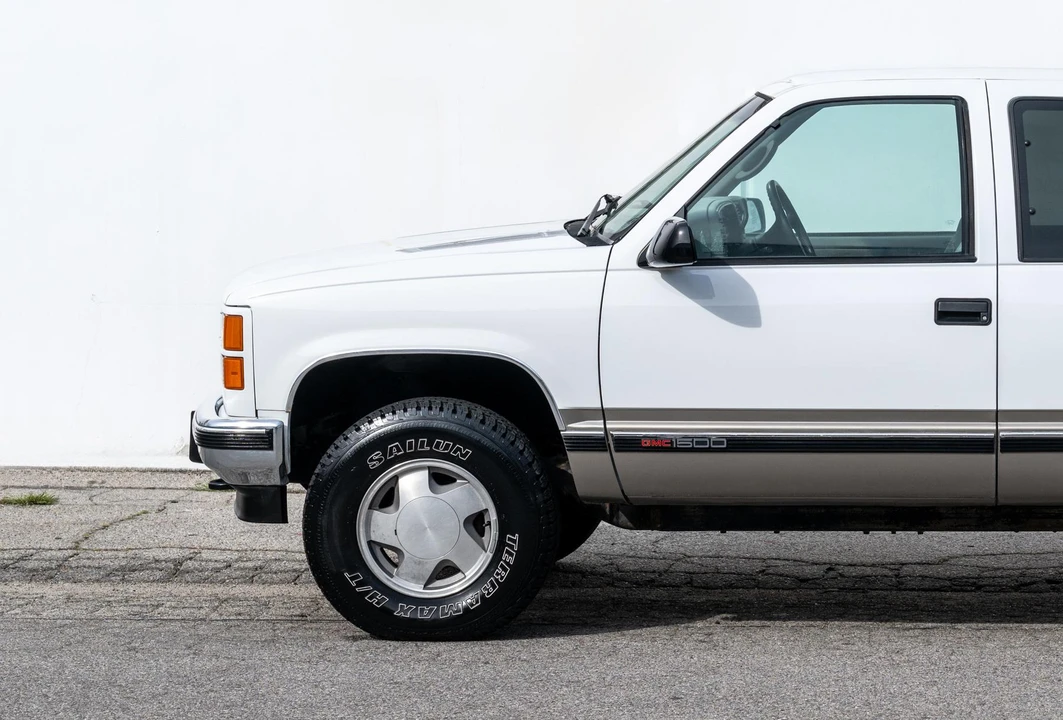 1998 GMC Sierra 2nd Gen - Image 16 of 31