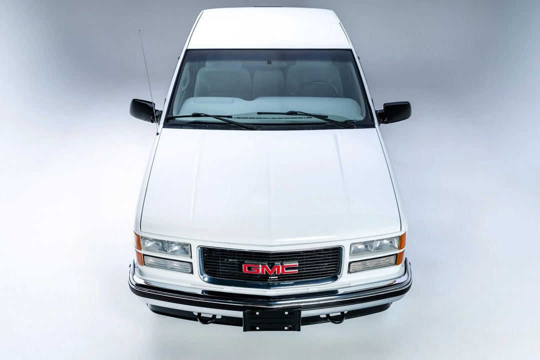 1998 GMC Sierra 2nd Gen - Image 3 of 31