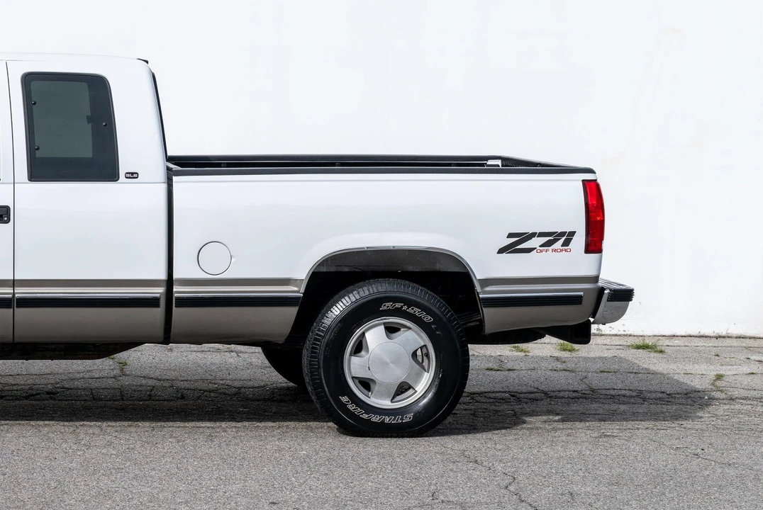 1998 GMC Sierra 2nd Gen - Image 17 of 31