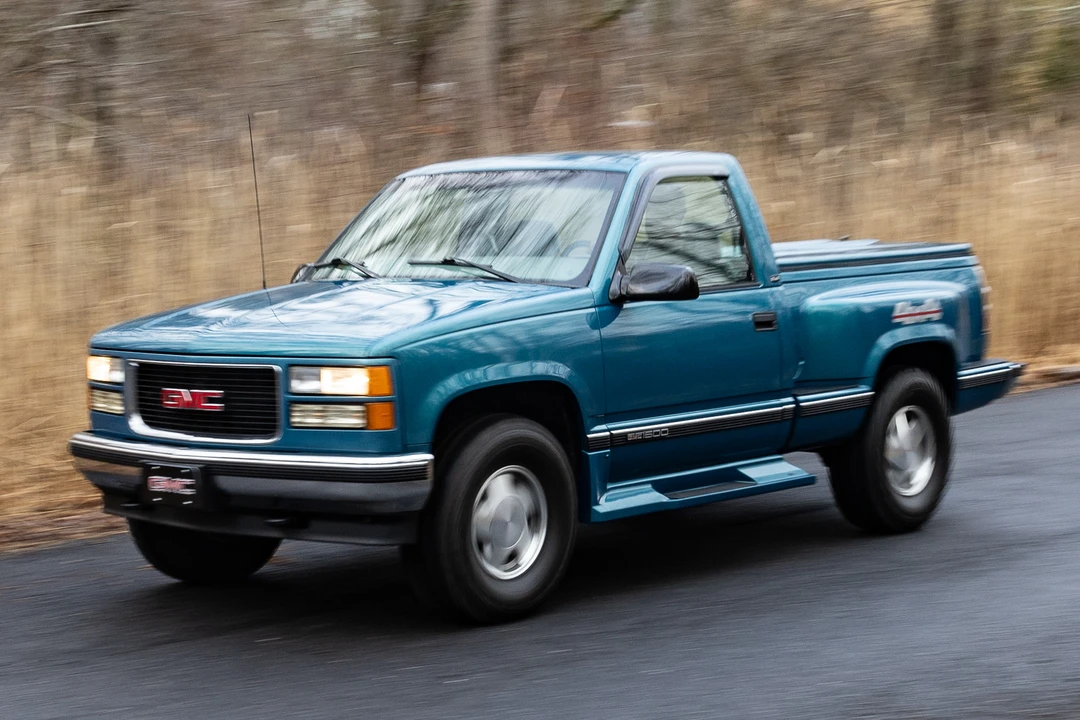 1998 GMC Sierra 1st Gen - Image 2 of 31
