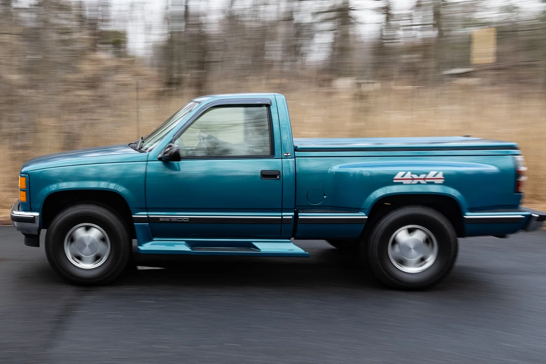 1998 GMC Sierra 1st Gen - Image 9 of 31
