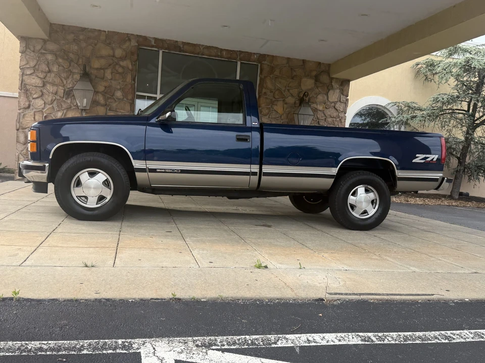 1998 GMC Sierra 1st Gen - Image 30 of 31