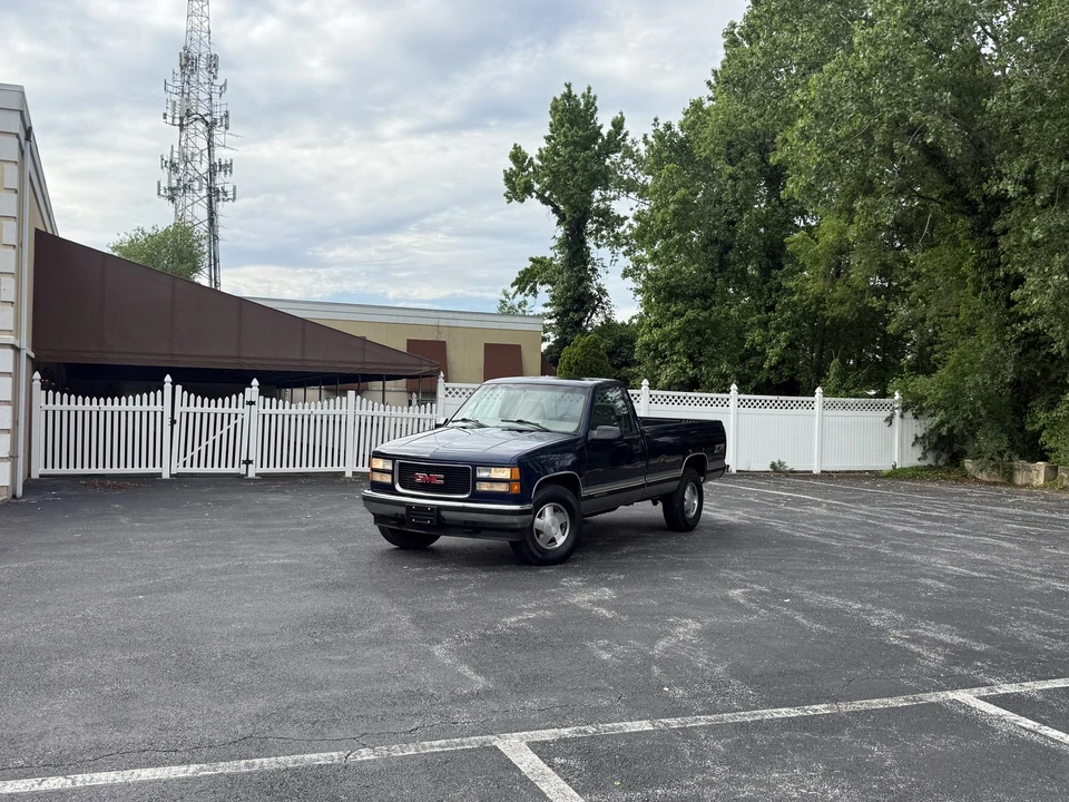 1998 GMC Sierra 1st Gen - Image 23 of 31