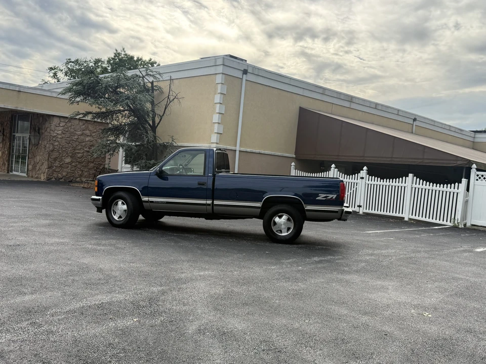 1998 GMC Sierra 1st Gen - Image 18 of 31