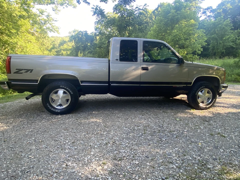 1998 GMC Sierra 1st Gen - Image 23 of 31