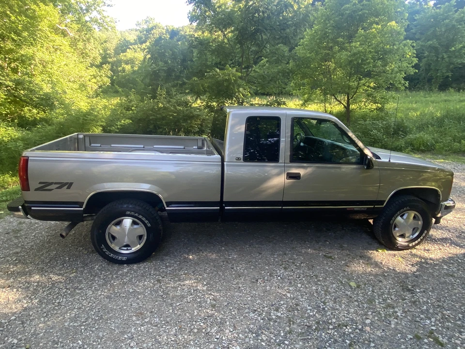 1998 GMC Sierra 1st Gen - Image 21 of 31
