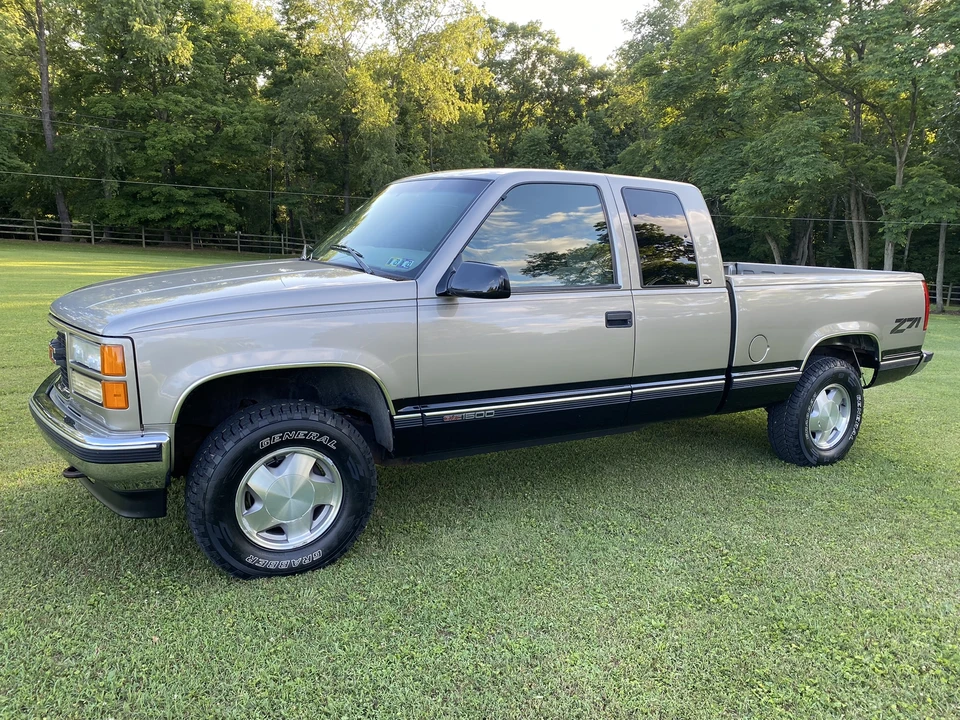 1998 GMC Sierra 1st Gen - Image 3 of 31