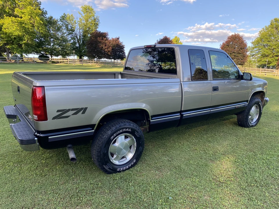 1998 GMC Sierra 1st Gen - Image 9 of 31