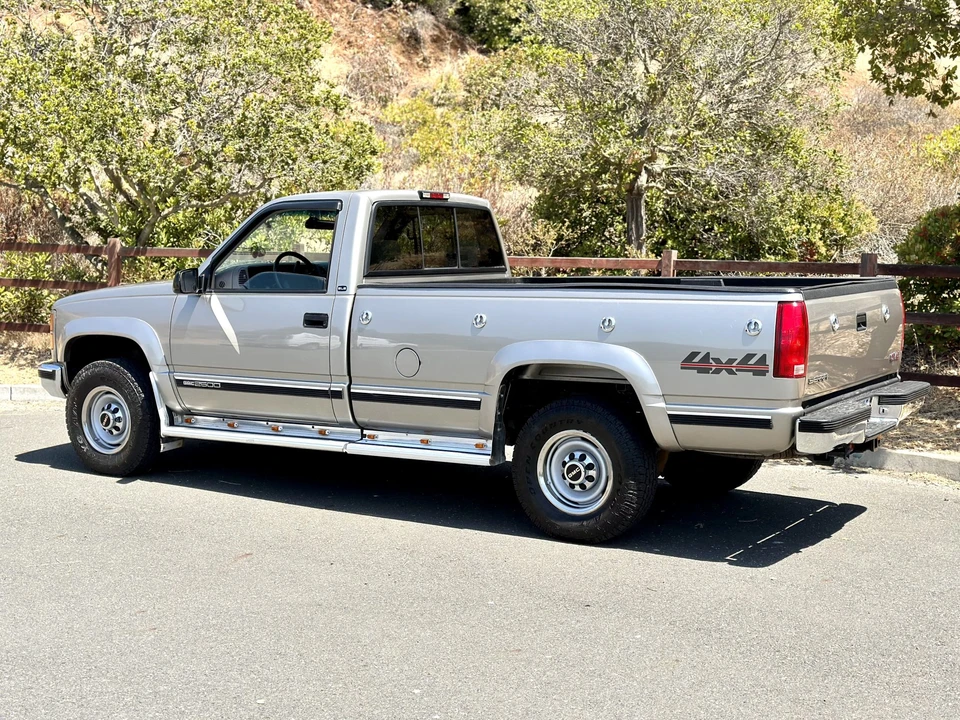 1998 GMC Sierra 1st Gen - Image 13 of 31