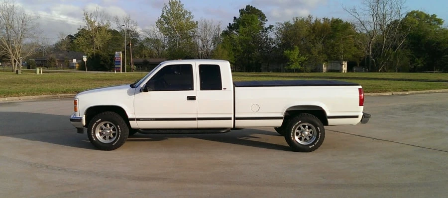 1998 GMC Sierra 1st Gen - Image 2 of 10
