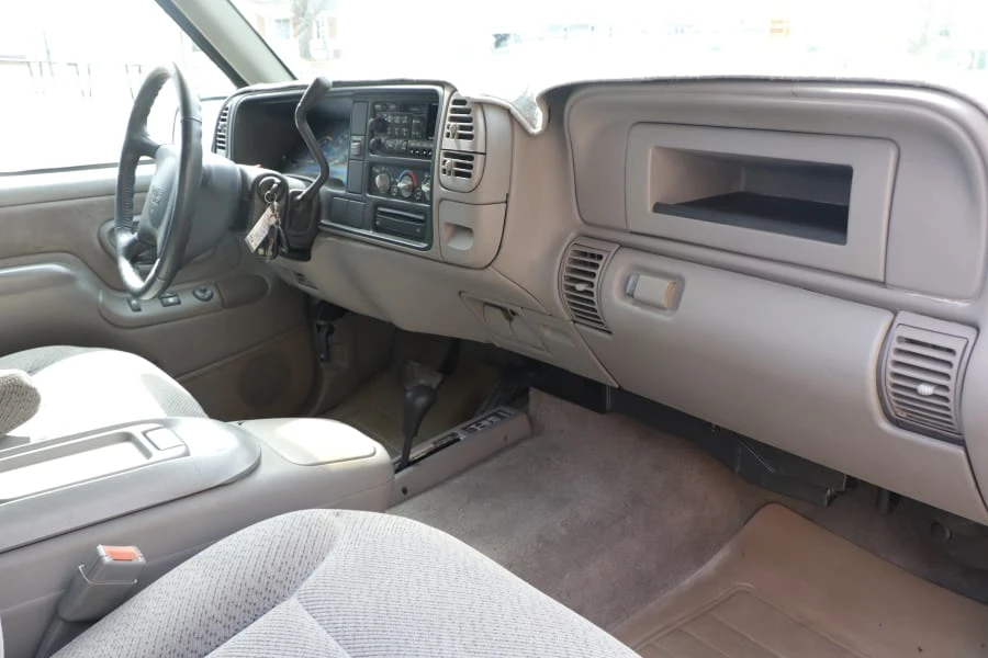 1998 GMC Sierra 1st Gen - Image 7 of 10