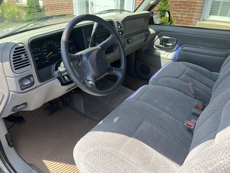 1998 GMC Sierra 1st Gen - Image 7 of 9