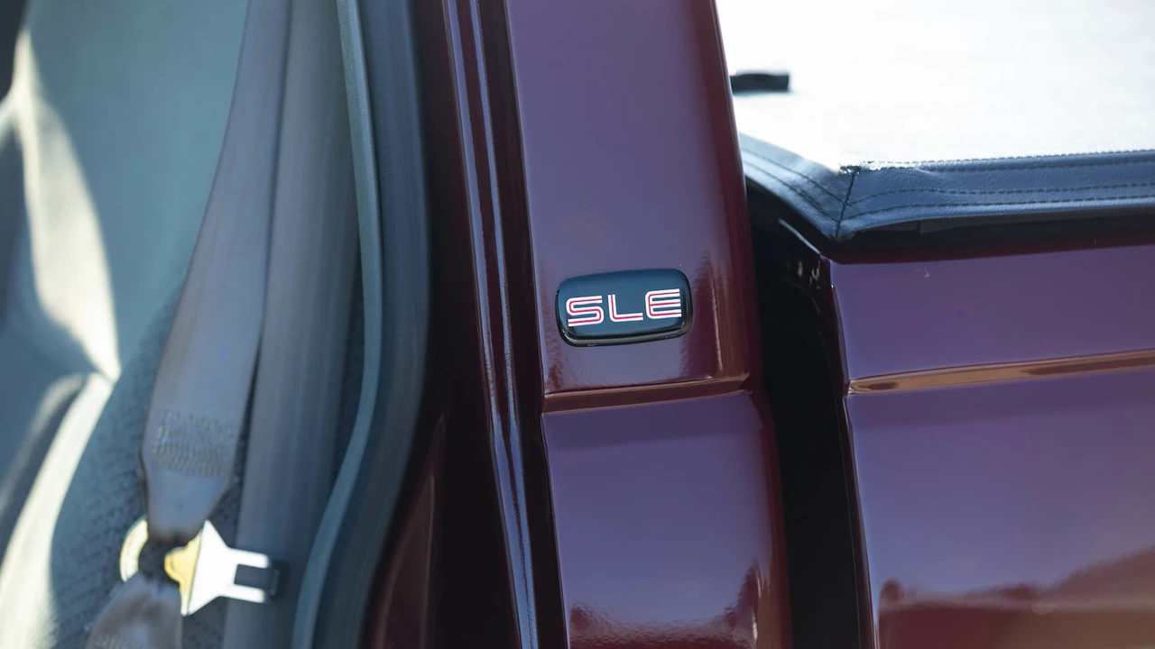 1998 GMC Sierra 1st Gen - Image 11 of 23