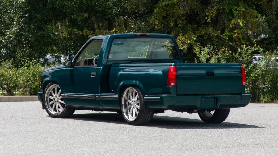 1998 GMC Sierra 1st Gen - Image 3 of 17