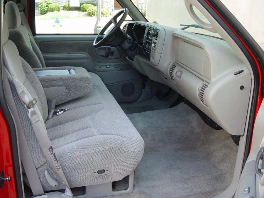 1998 GMC Sierra 1st Gen - Image 5 of 12