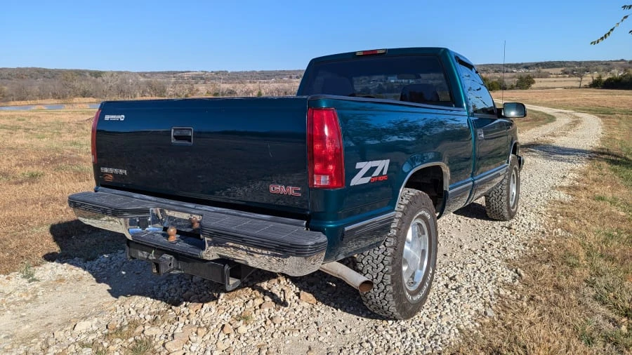 1998 GMC Sierra 1st Gen - Image 3 of 10