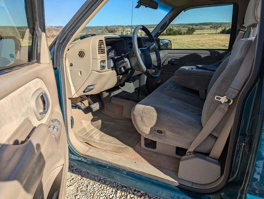 1998 GMC Sierra 1st Gen - Image 6 of 10