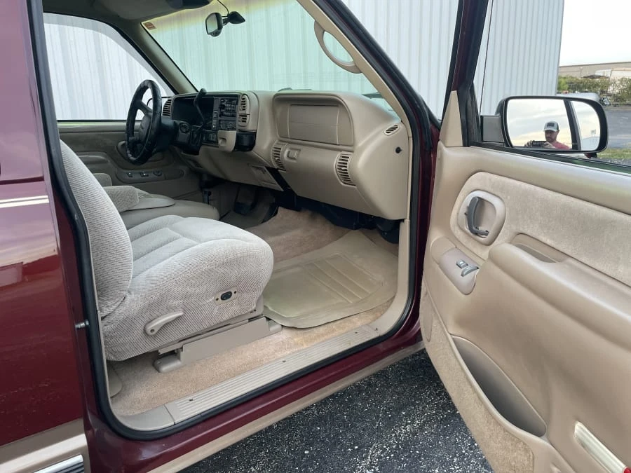 1998 GMC Sierra 1st Gen - Image 8 of 9