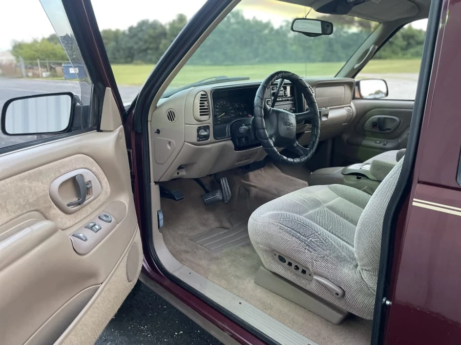 1998 GMC Sierra 1st Gen - Image 7 of 9