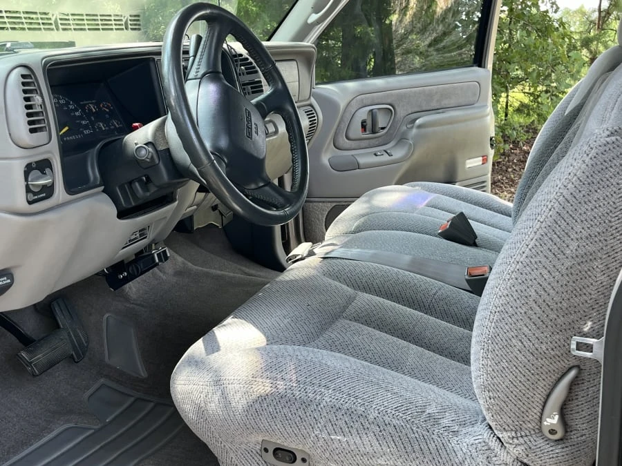 1998 GMC Sierra 1st Gen - Image 11 of 12
