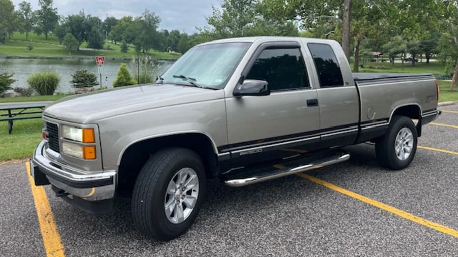 1998 GMC Sierra 1st Gen - Image 5 of 12