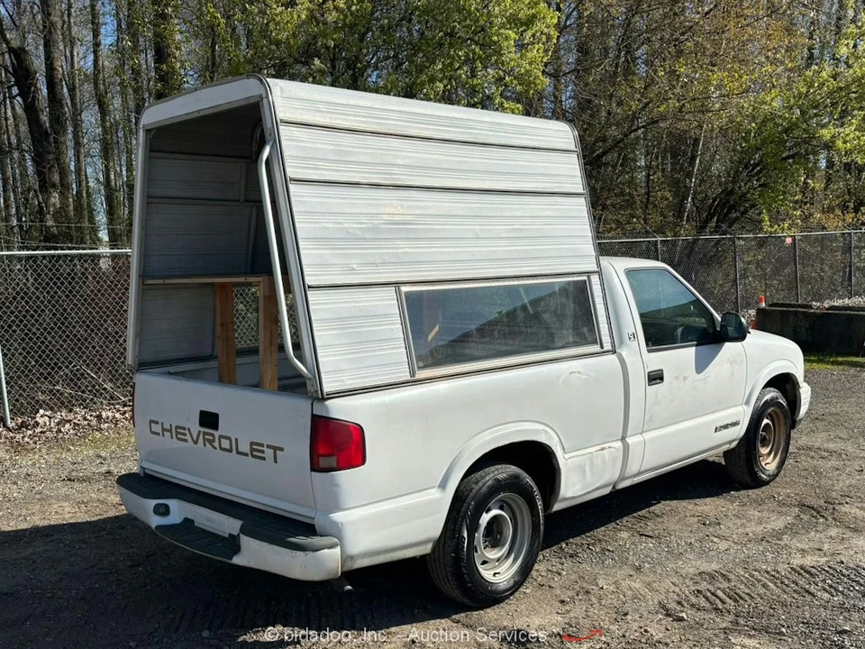 1998 GMC S-15/Sonoma - Image 4 of 12