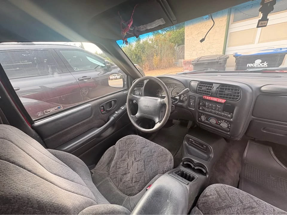 1998 GMC S-15/Sonoma - Image 5 of 5