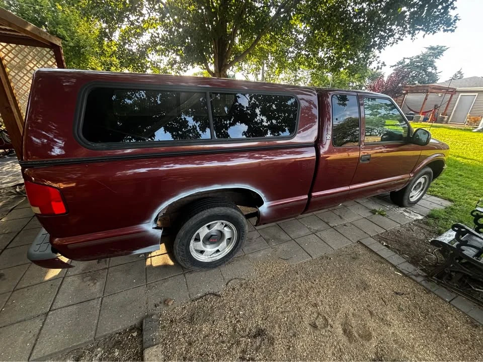 1998 GMC S-15/Sonoma - Image 3 of 8