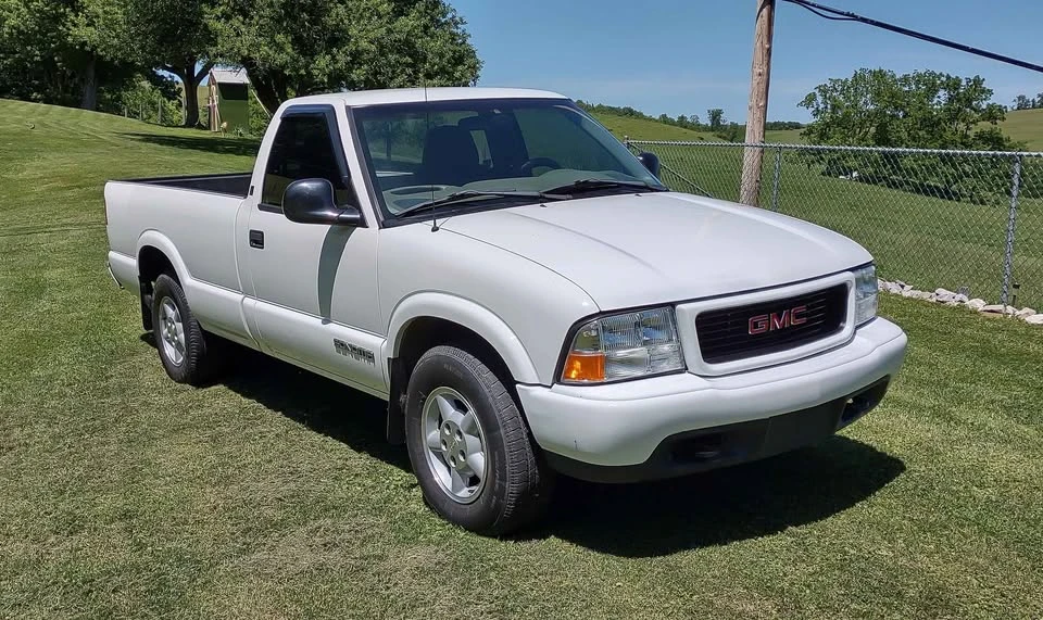 1998 GMC S-15/Sonoma - Image 2 of 8