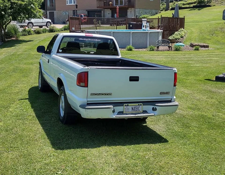 1998 GMC S-15/Sonoma - Image 3 of 8