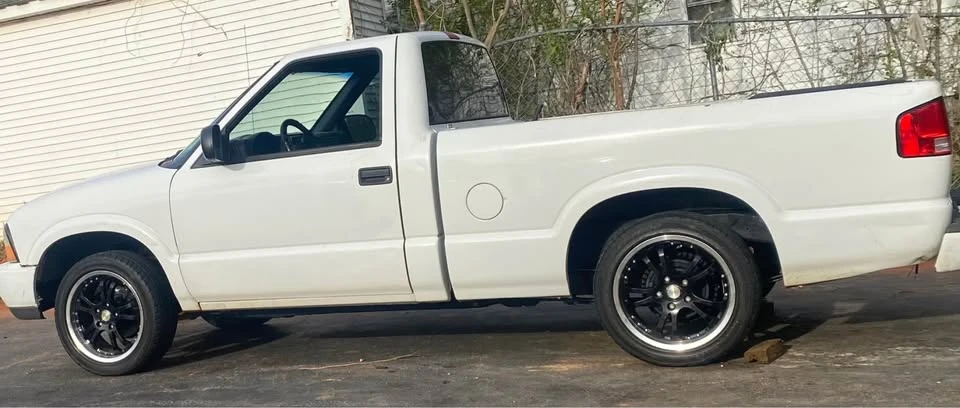 1998 GMC S-15/Sonoma - Image 2 of 2