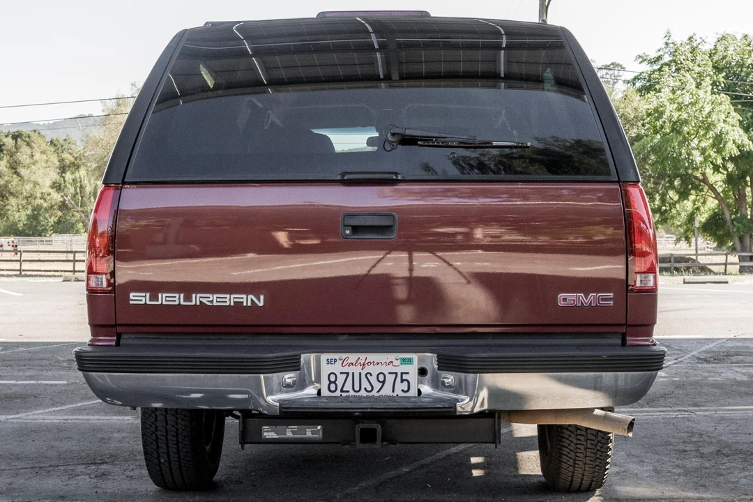1998 GMC Suburban 8th Gen - Image 5 of 31