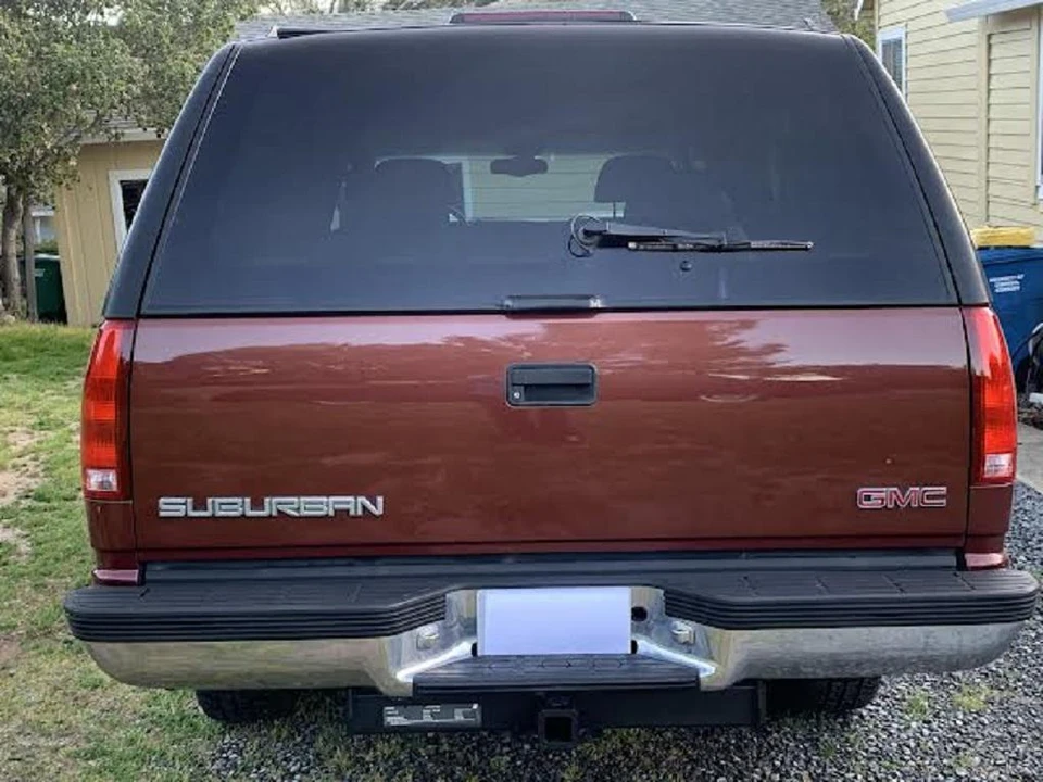 1998 GMC Suburban 8th Gen - Image 10 of 31