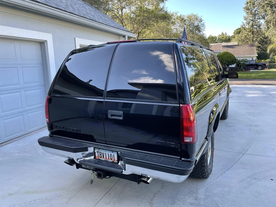 1998 GMC Suburban 8th Gen - Image 11 of 31