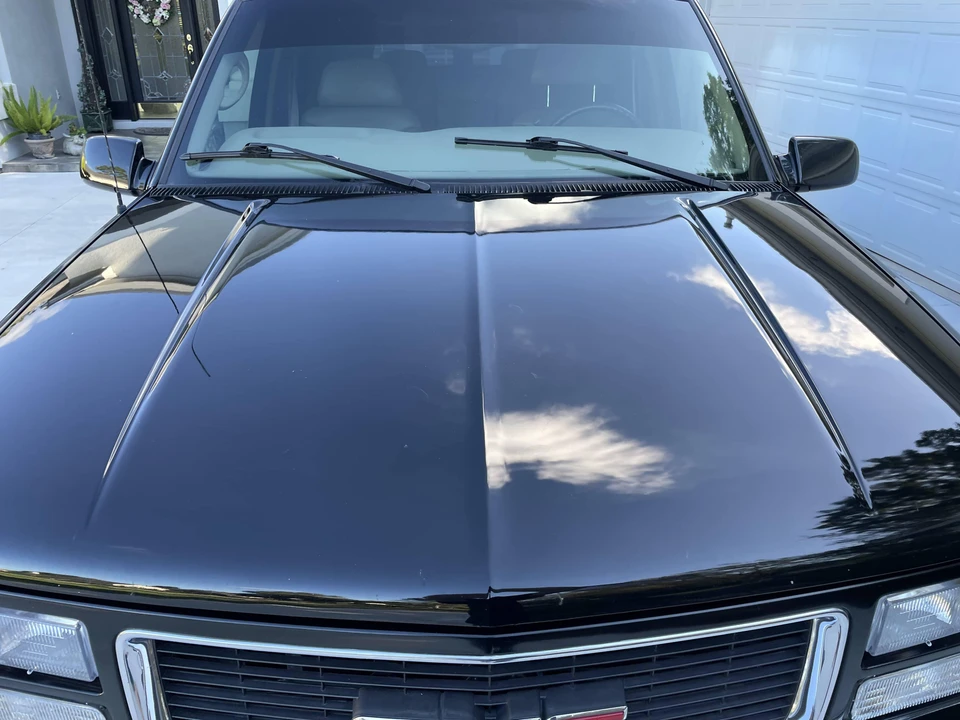 1998 GMC Suburban 8th Gen - Image 18 of 31