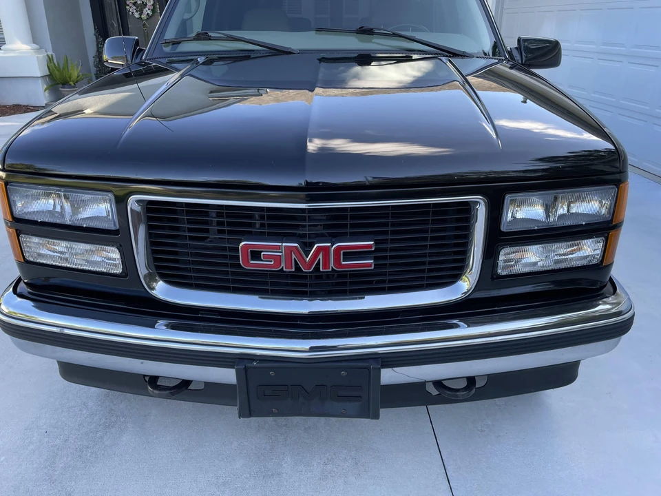 1998 GMC Suburban 8th Gen - Image 17 of 31