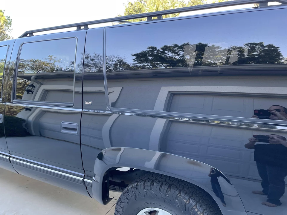 1998 GMC Suburban 8th Gen - Image 24 of 31