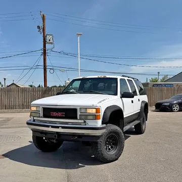 1998 GMC Suburban 2500