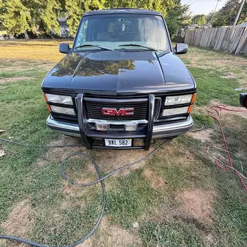 1998 GMC Suburban 2500 Sport Utility