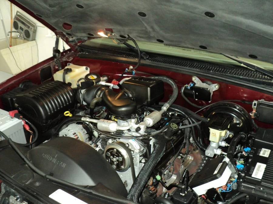 1998 GMC Suburban 8th Gen - Image 5 of 5