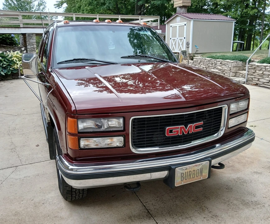 1998 GMC Suburban 8th Gen - Image 23 of 31