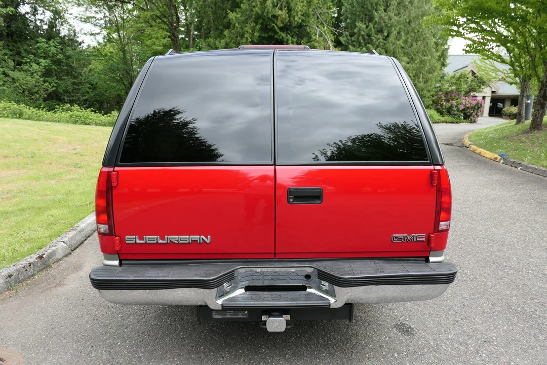 1998 GMC Suburban 8th Gen - Image 9 of 31