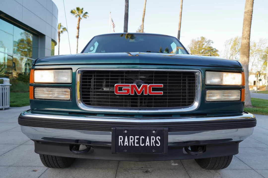1998 GMC Suburban 8th Gen - Image 15 of 31