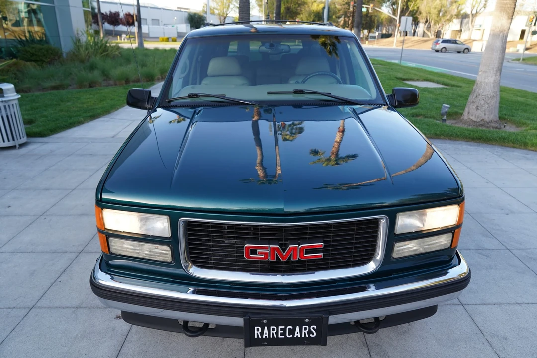 1998 GMC Suburban 8th Gen - Image 13 of 31