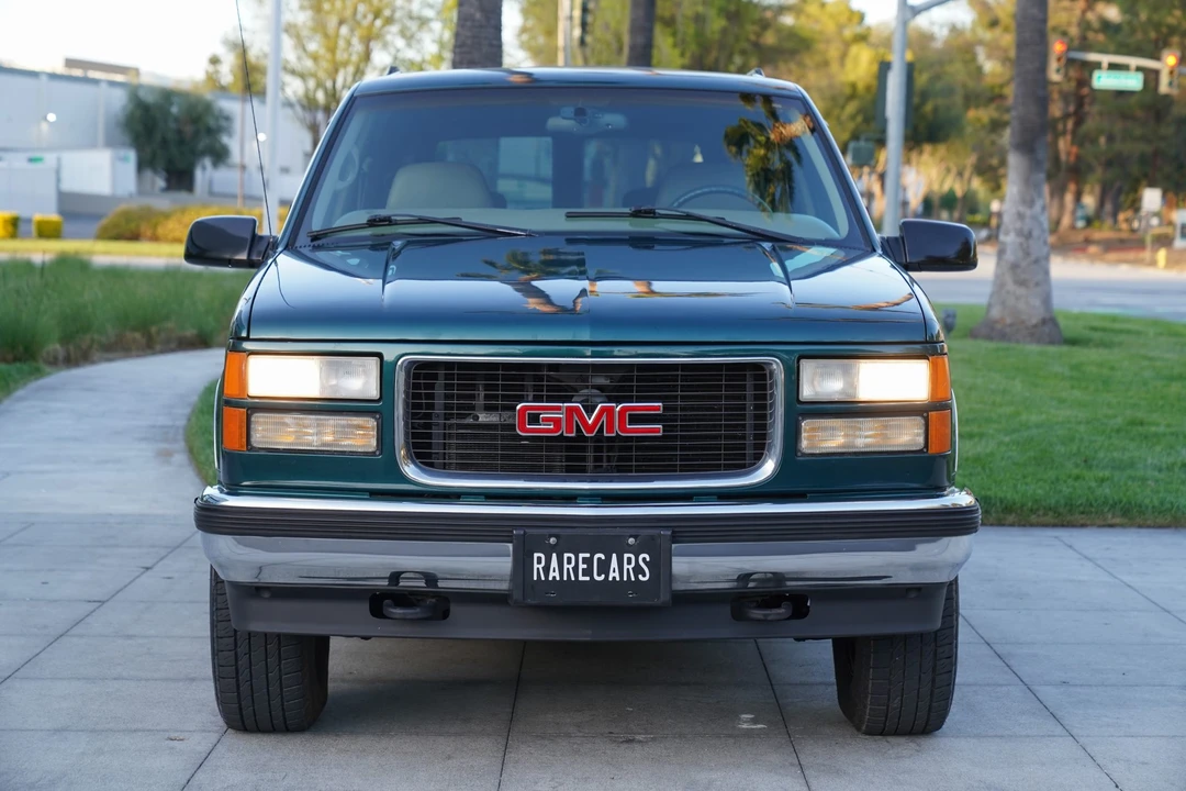 1998 GMC Suburban 8th Gen - Image 12 of 31
