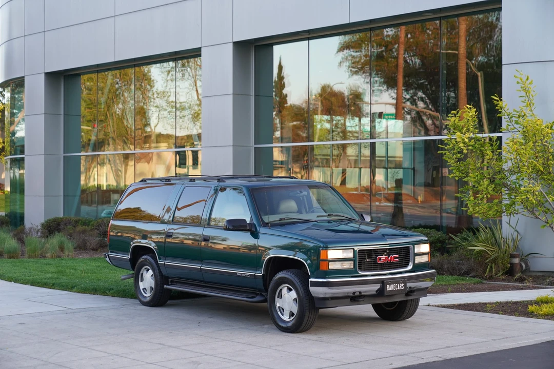 1998 GMC Suburban 8th Gen - Image 17 of 31