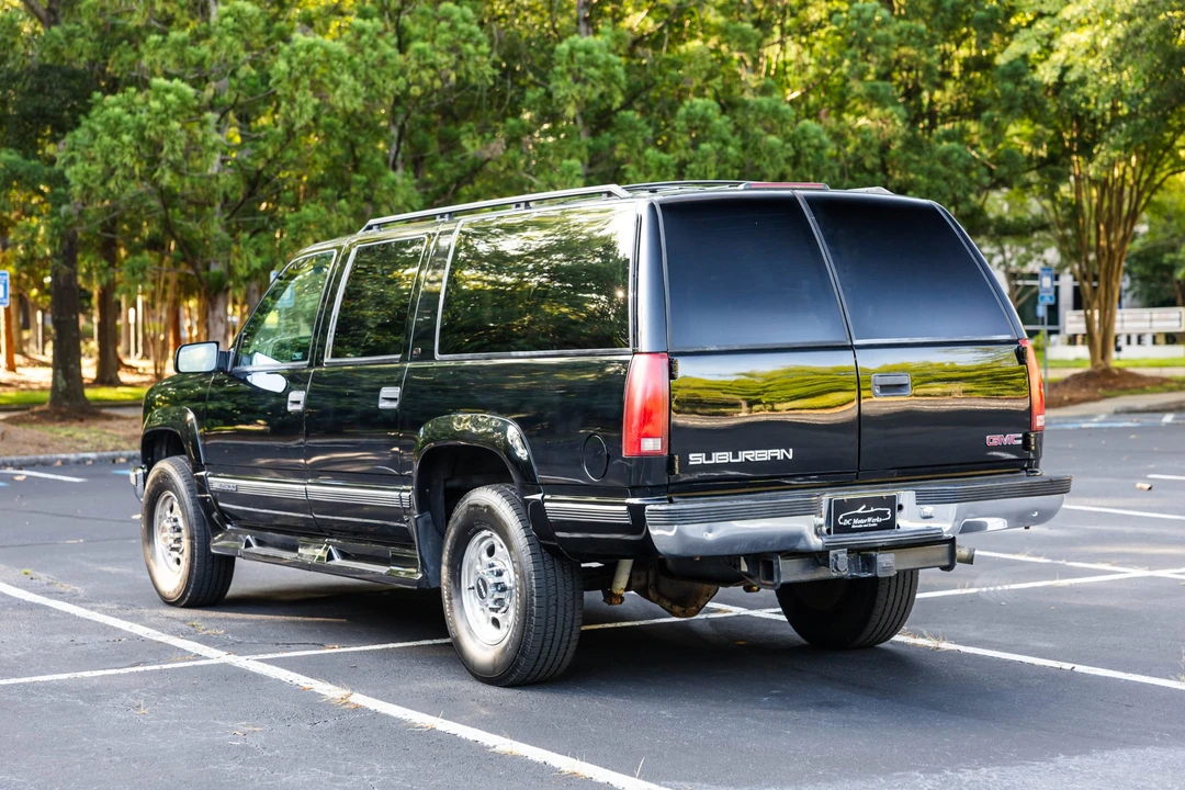 1998 GMC Suburban 8th Gen - Image 20 of 31