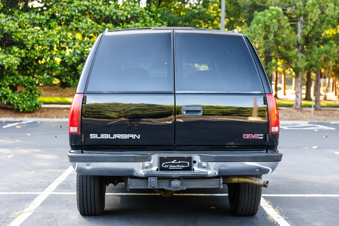 1998 GMC Suburban 8th Gen - Image 16 of 31
