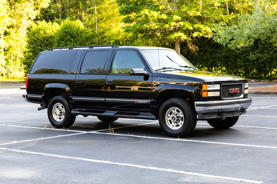 1998 GMC Suburban 8th Gen - Image 12 of 31