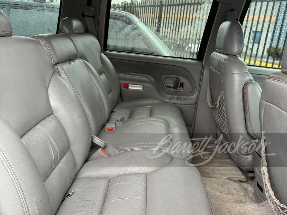 1998 GMC Yukon 1st Gen - Image 10 of 15